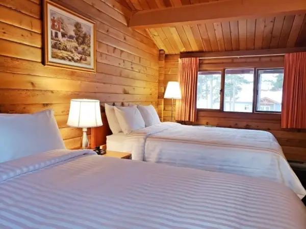 Rocky Inn 10