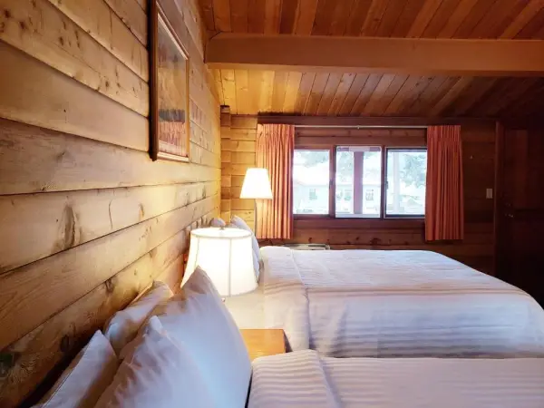 Rocky Inn 7